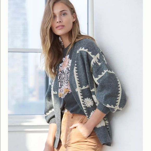 New Anthropologie Catherine Floral Shine Cardigan One Size #286 - Picture 3 of 5